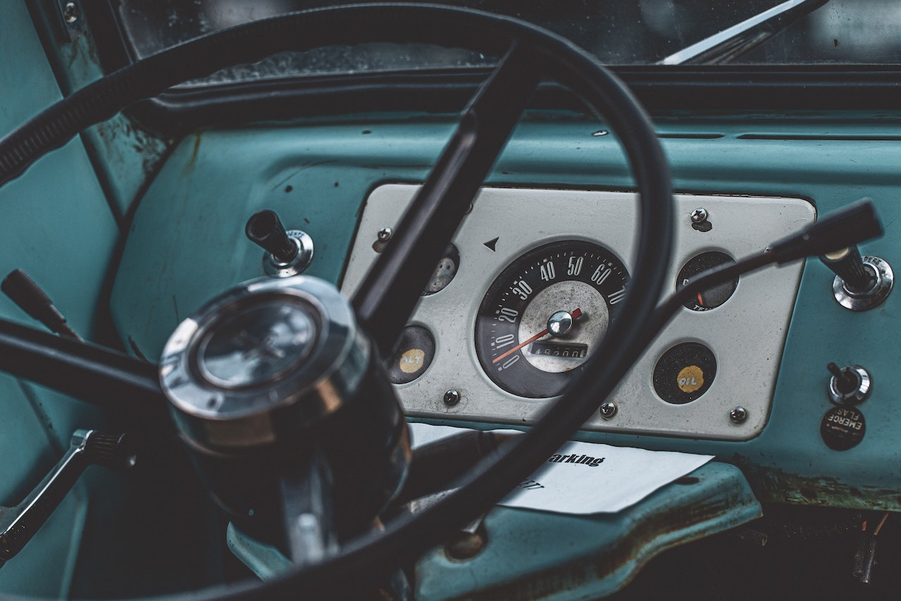 Black Steering Wheel | Veteran Car Donations
