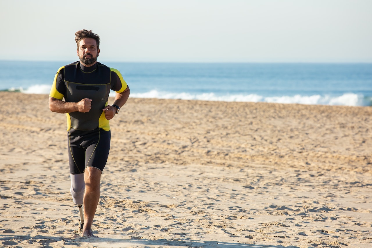 Calorie-Burning Activities at the Beach | Veteran Car Donations