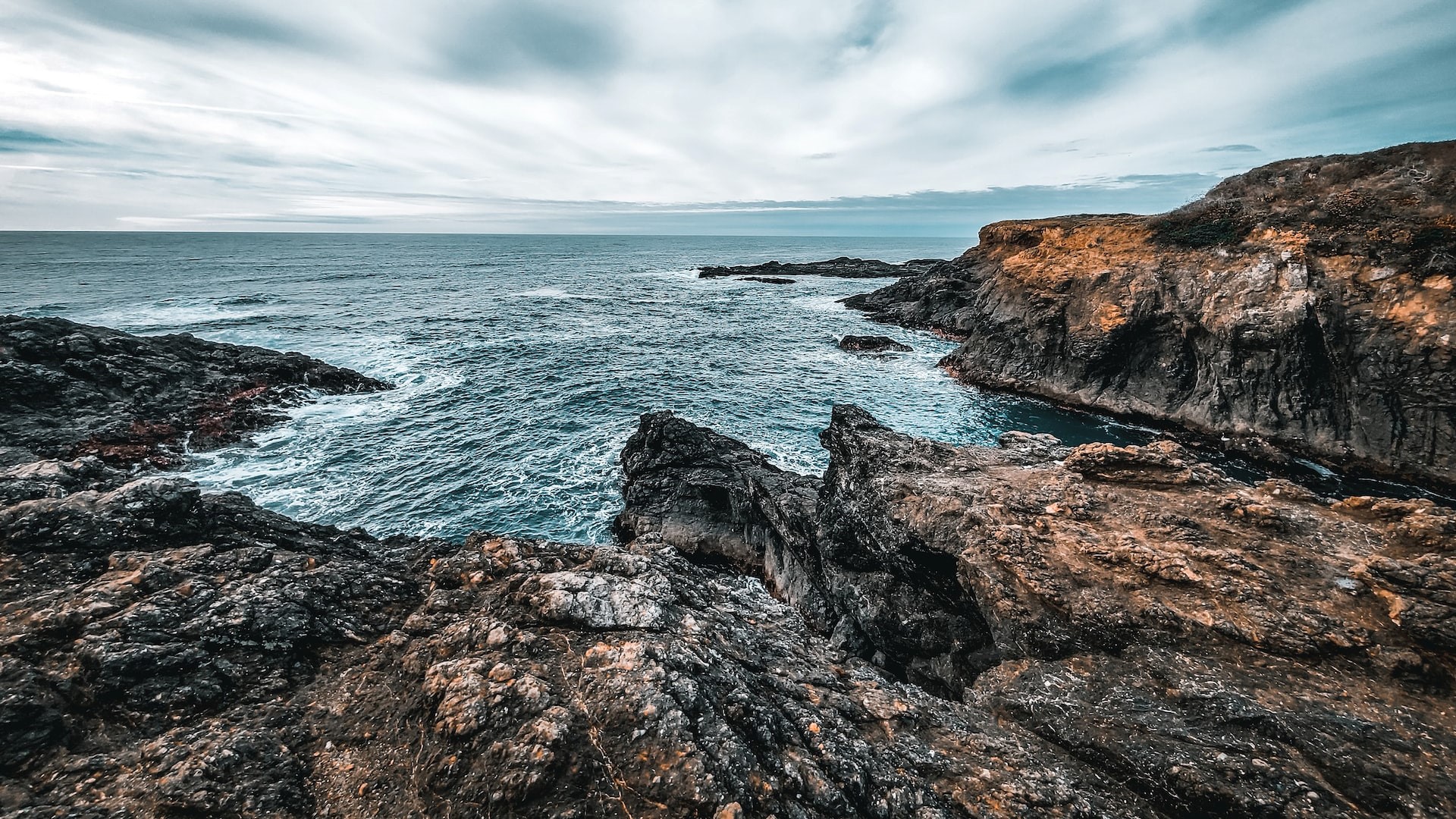 Rock formation in fort bragg | Veteran Car Donations