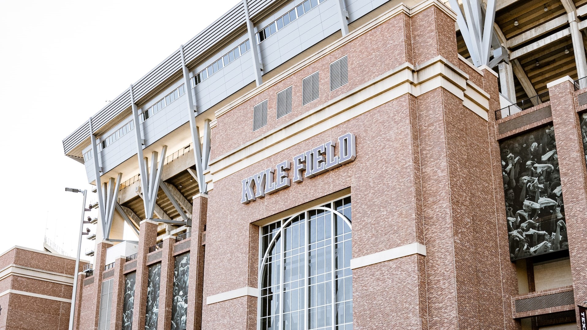 Free Kyle field Image | Veteran Car Donations