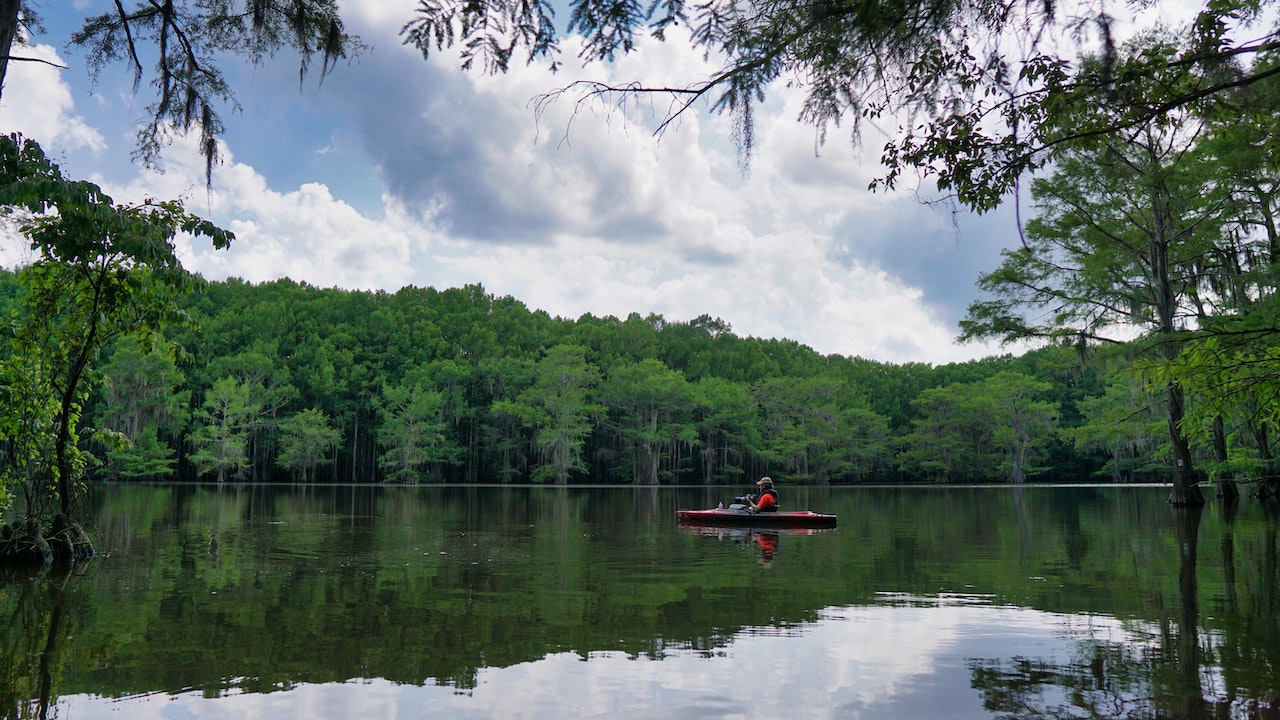 Man on Kayak | Veteran Car Donations