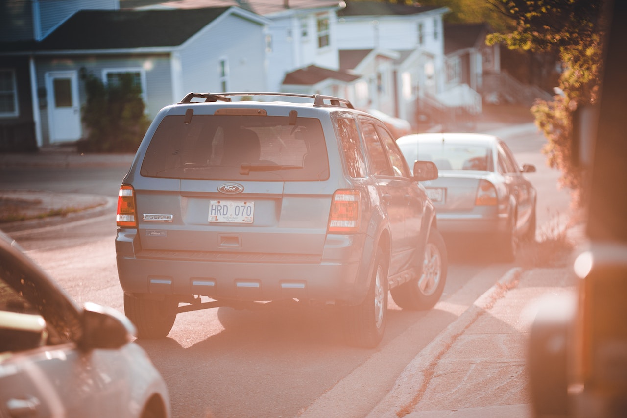 Parked Vehicles on the Street | Veteran Car Donations
