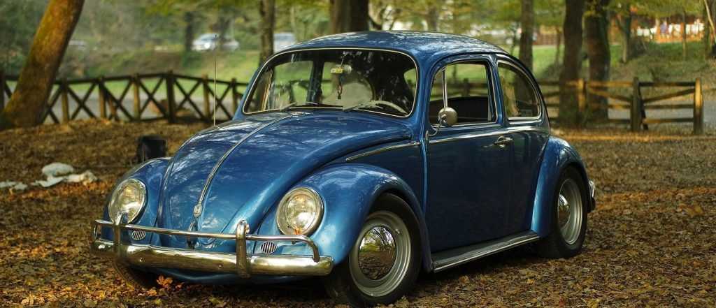 Blue Oldtimer Beetle in Akron | Veteran Car Donations
