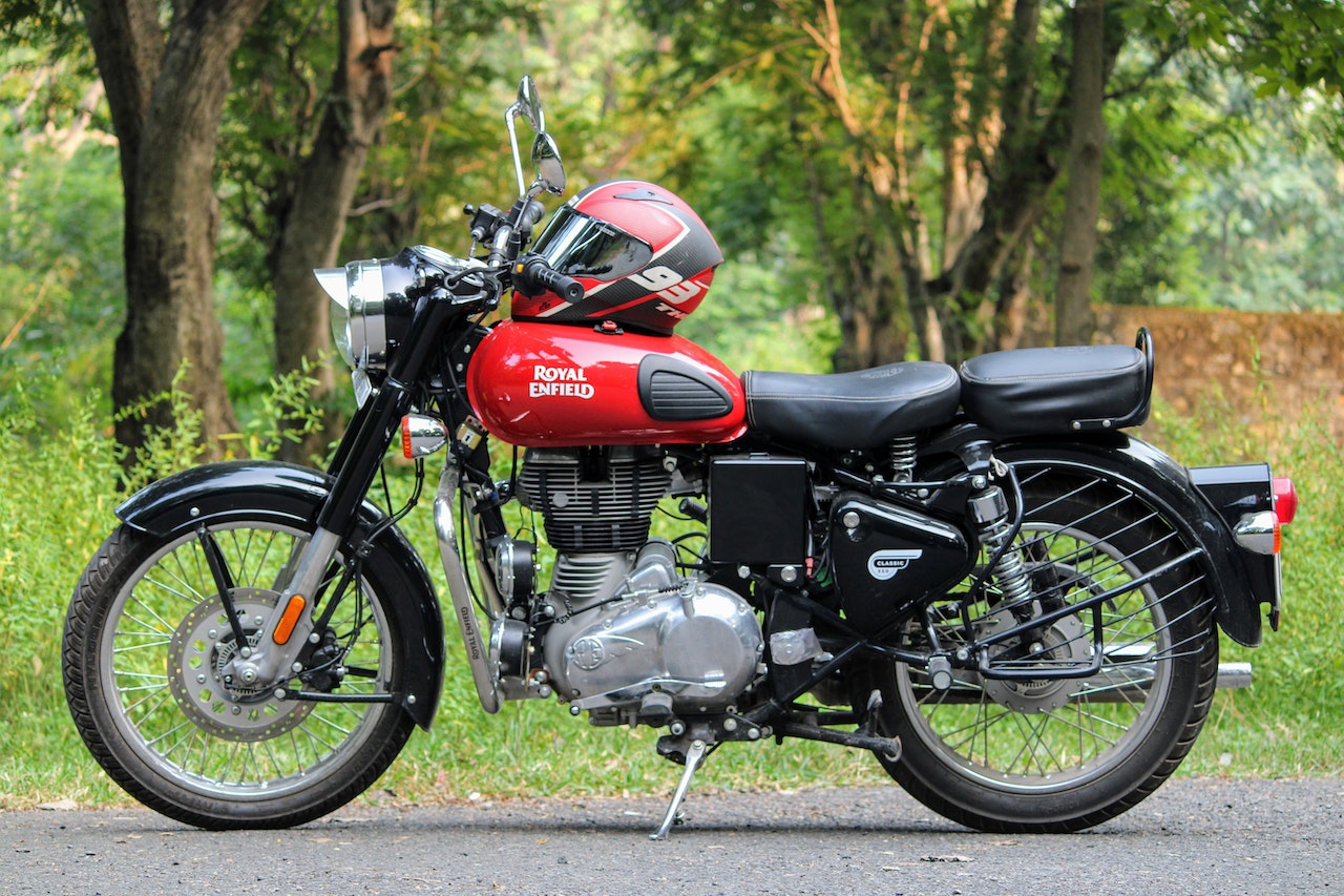 Red and Black Motorcycle | Veteran Car Donations