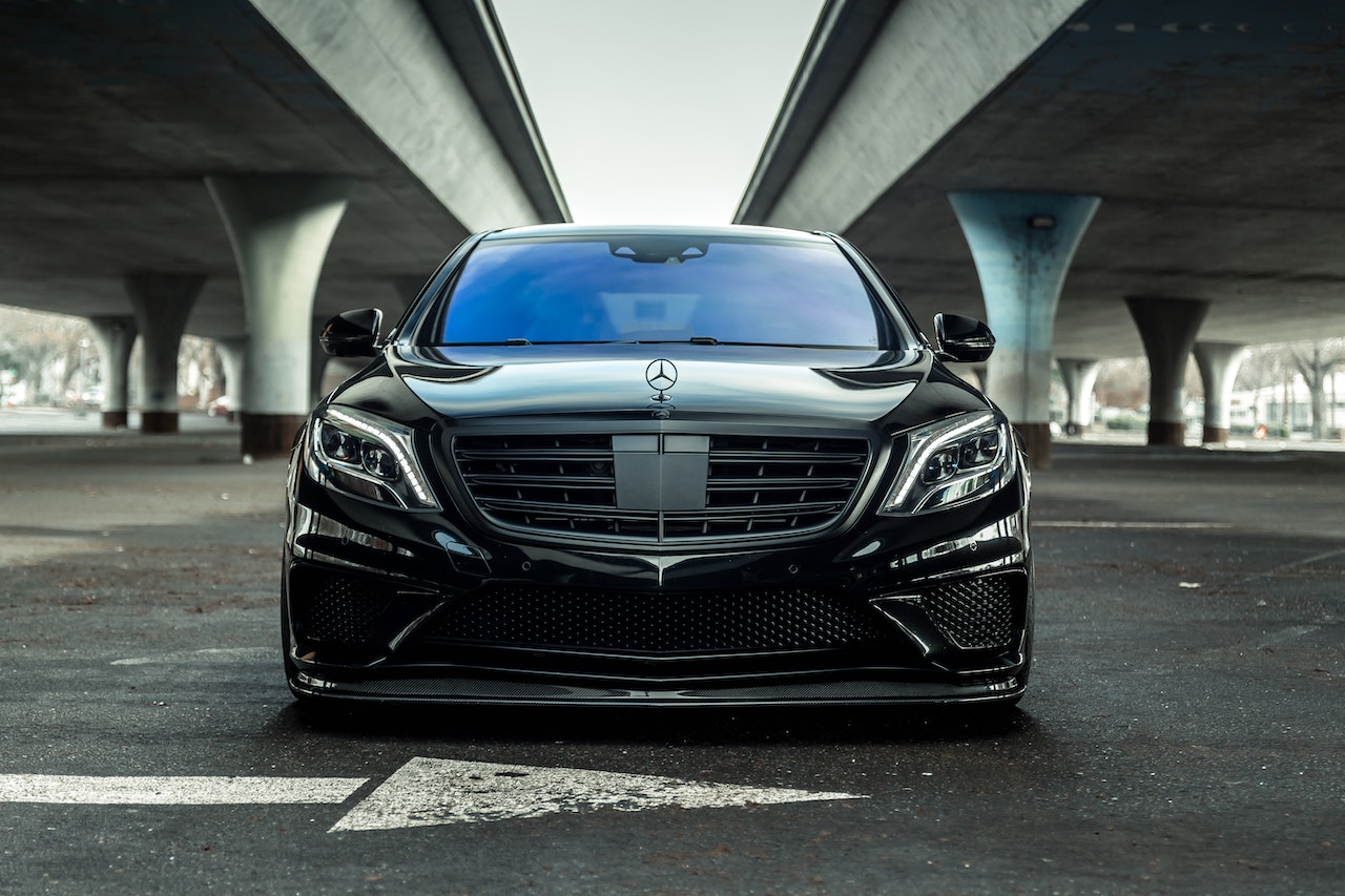 Photo Of Mercedes Benz On Road During Daytime | Veteran Car Donations