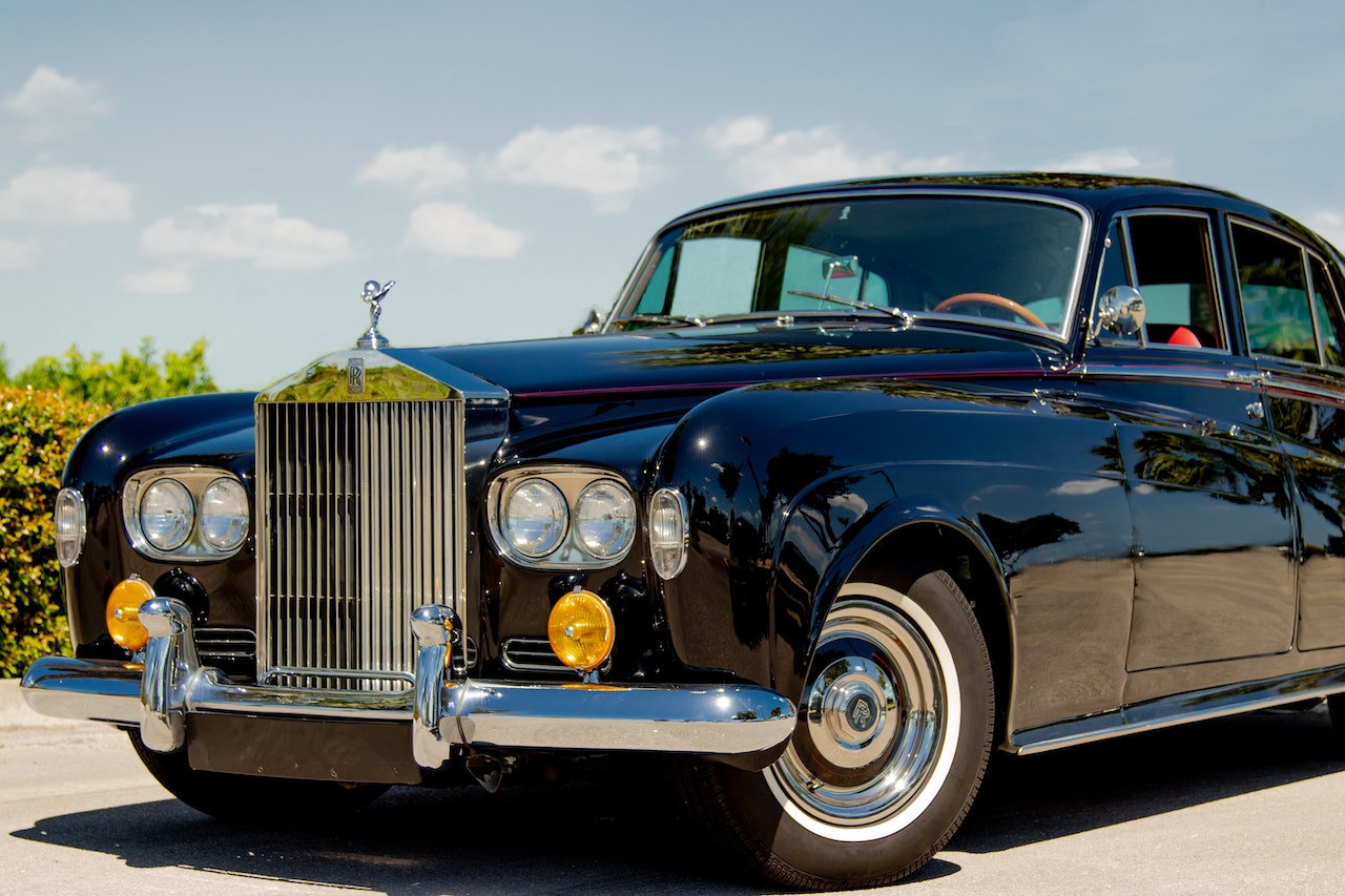 Rolls Royce Luxury Car | Veteran Car Donations