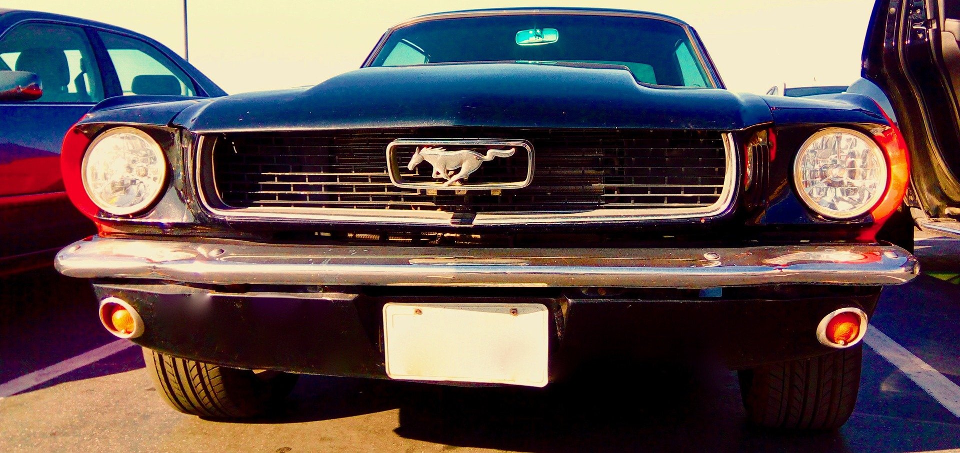Oldtimer Mustang in Irving