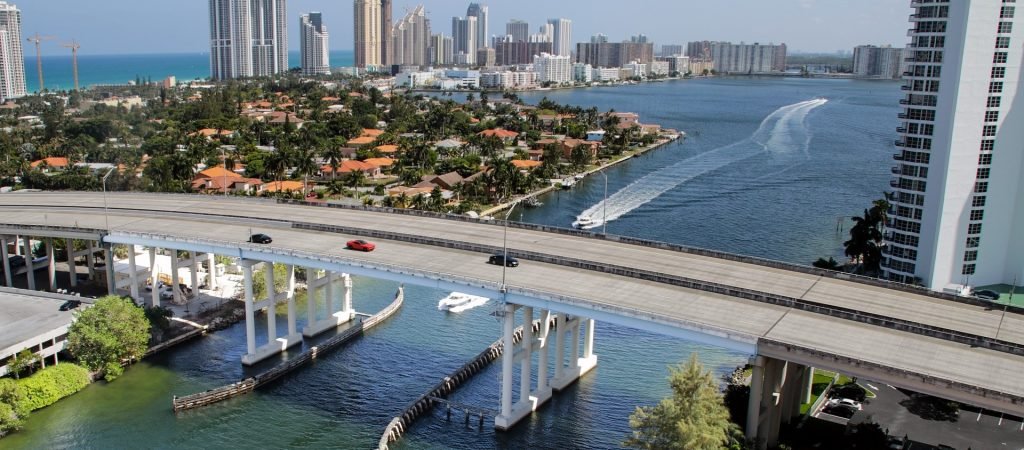 Ocean Bridge in Miami Beach - VeteranCarDonations.org