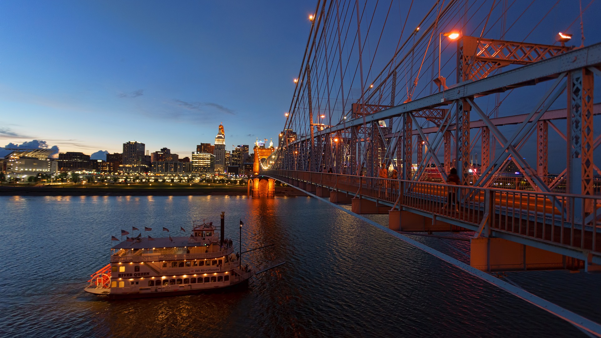 Boat on a River in Cincinnati | Veteran Car Donations