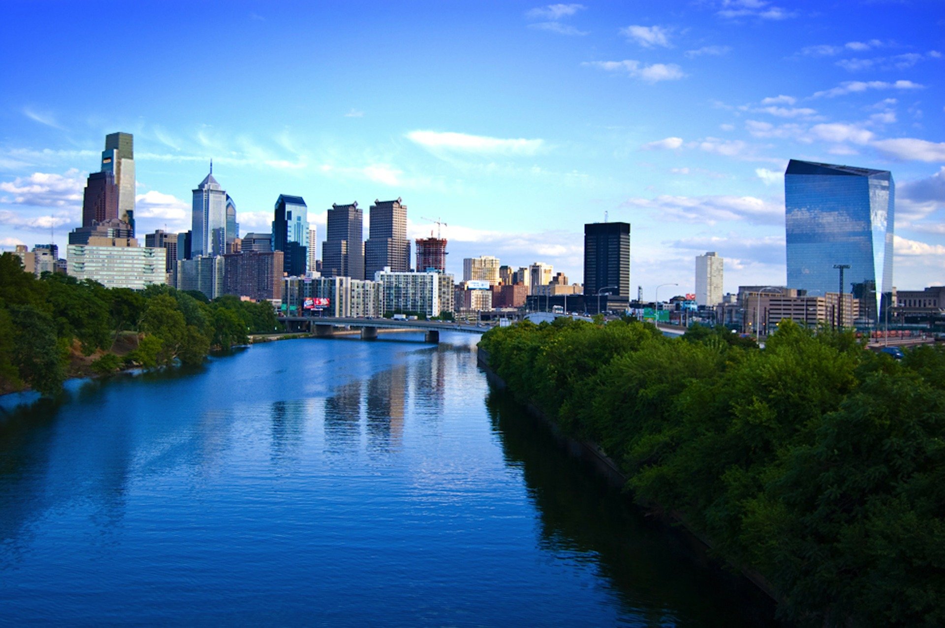 Downtown Skyline in Philadelphia Pennsylvania - VeteranCarDonations.org
