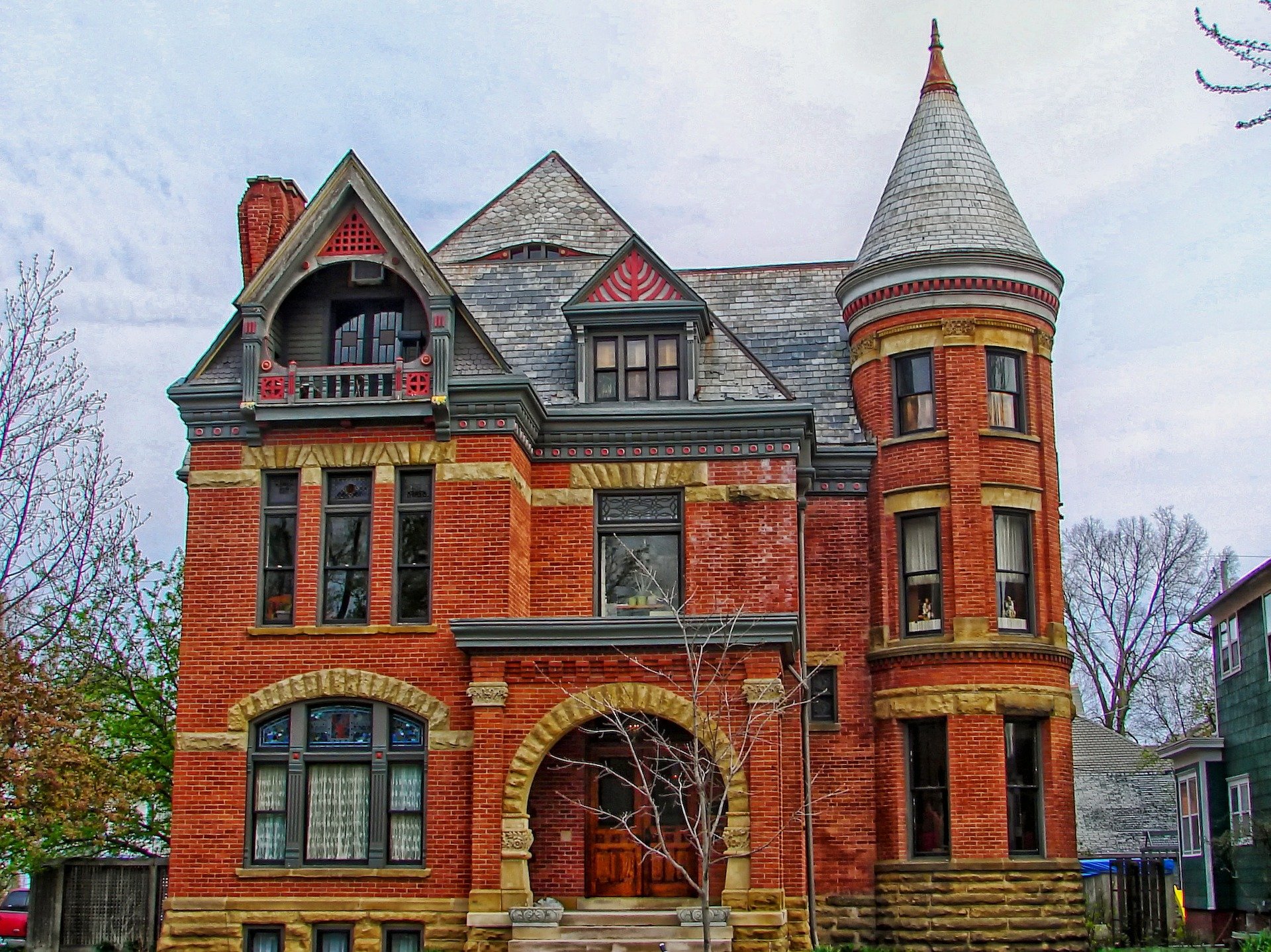 The Peters House in Fort Wayne | Veteran Car Donations