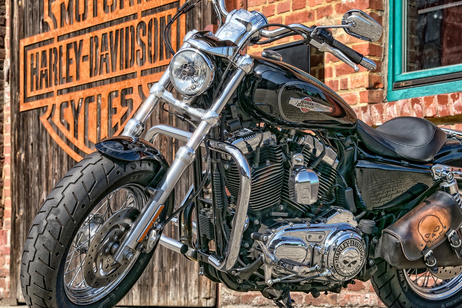 Classic Harley Davidson Motorcycle - VeteranCarDonations.org
