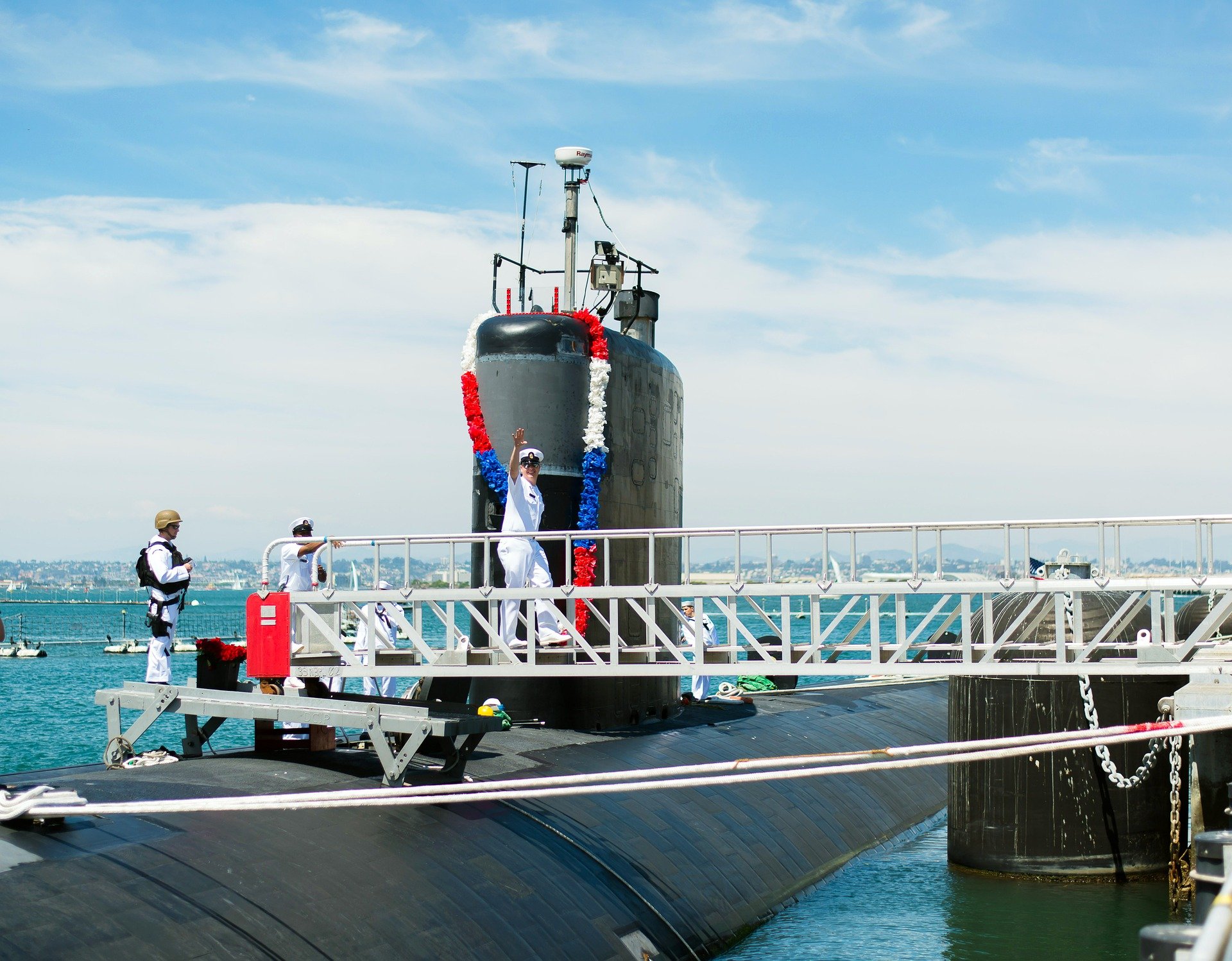 U.S. Navy Saying Good-bye for Deployment | Veteran Car Donations