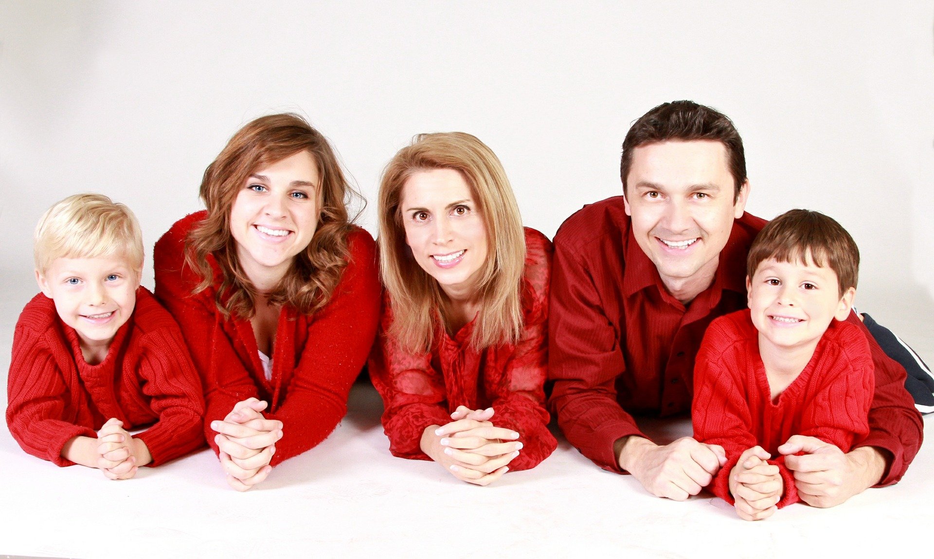 Holiday Family Portrait | Veteran Car Donations
