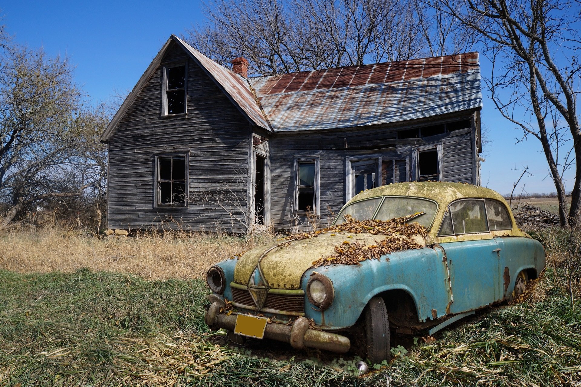 Old Car in a Barn | Veteran Car Donations