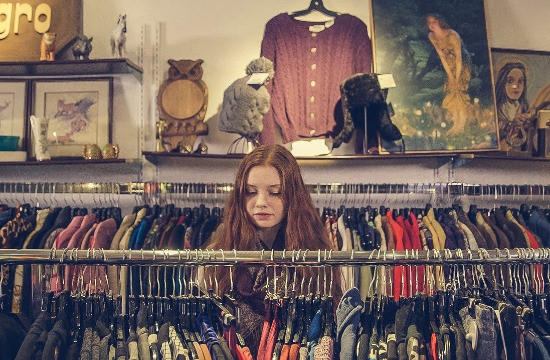 Shopping for Clothes this Holiday Season | Veteran Car Donations