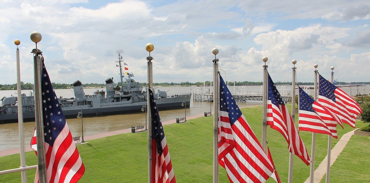 American Flags in Baton Rouge, Louisiana | Veteran Car Donations