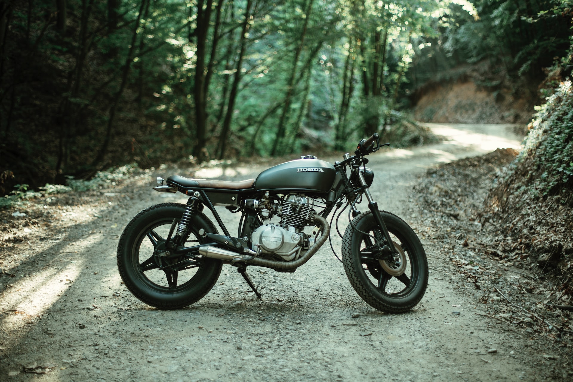 Cafe Racer Honda CB400N | Veteran Car Donations