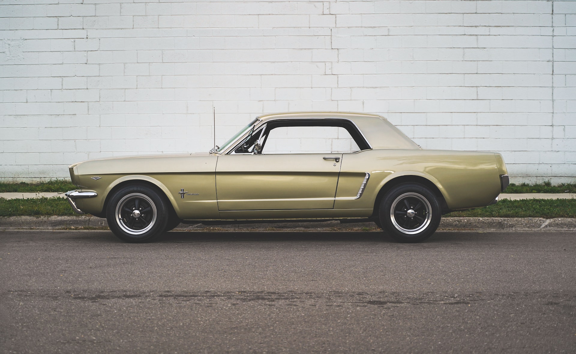 Lovely late 60s Ford Mustang | Veteran Car Donations