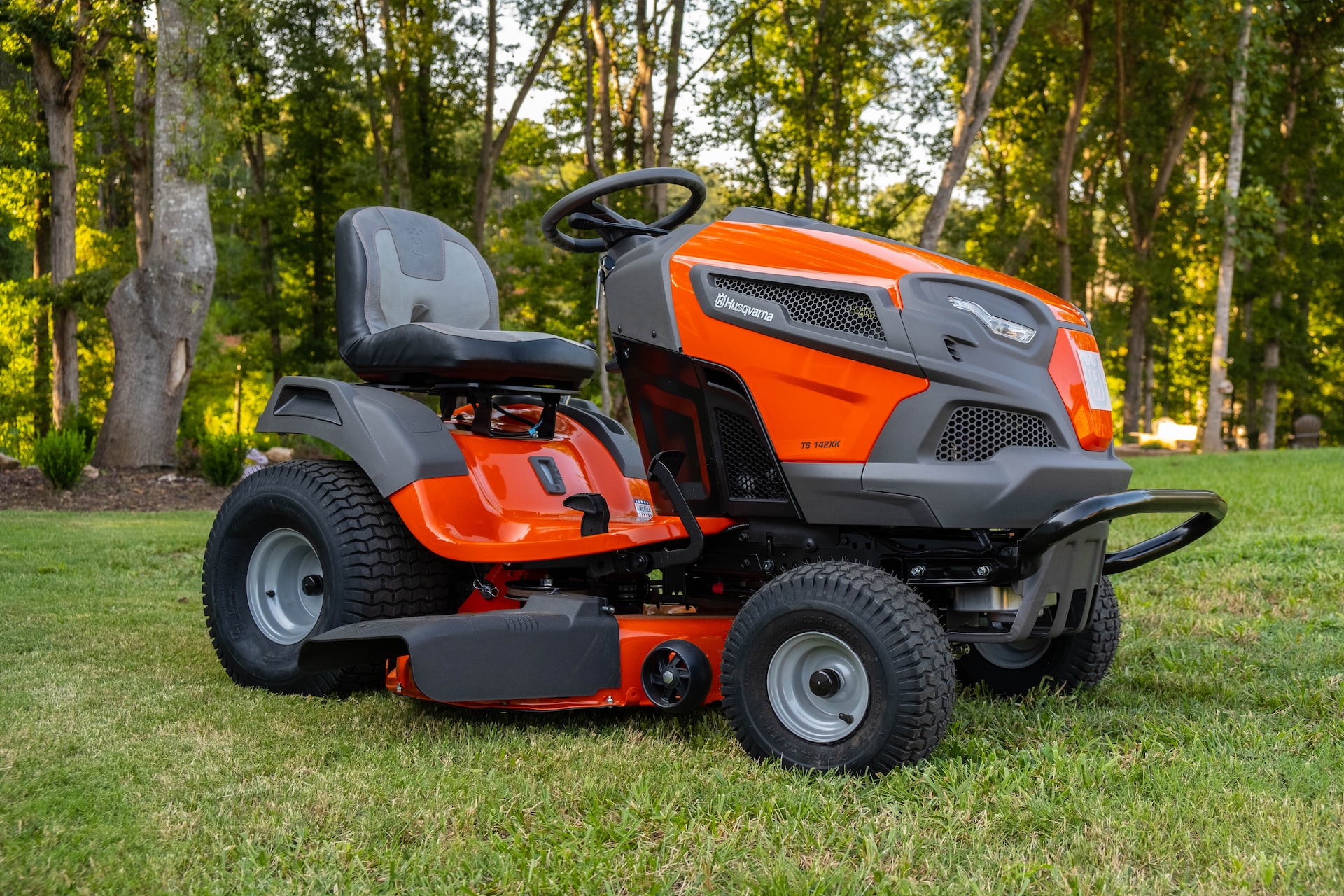 Orange Lawn Mower | Veteran Car Donations