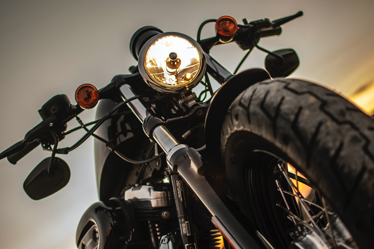 Low-angle Close-up Photo of Parked Harley Davidson Motorcycle | Veteran Car Donations