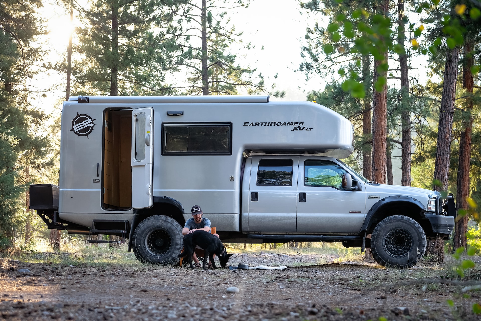 white and brown rv trailer | Veteran Car Donations