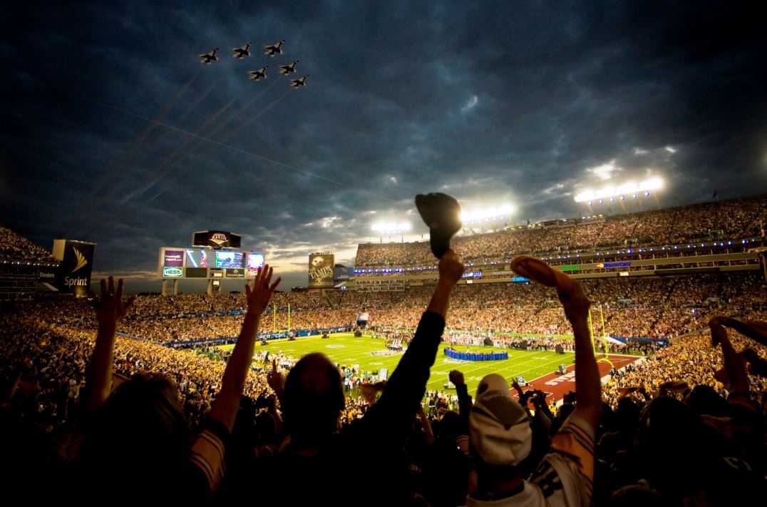 Crowd Cheering in Super Bowl | Veteran Car Donations