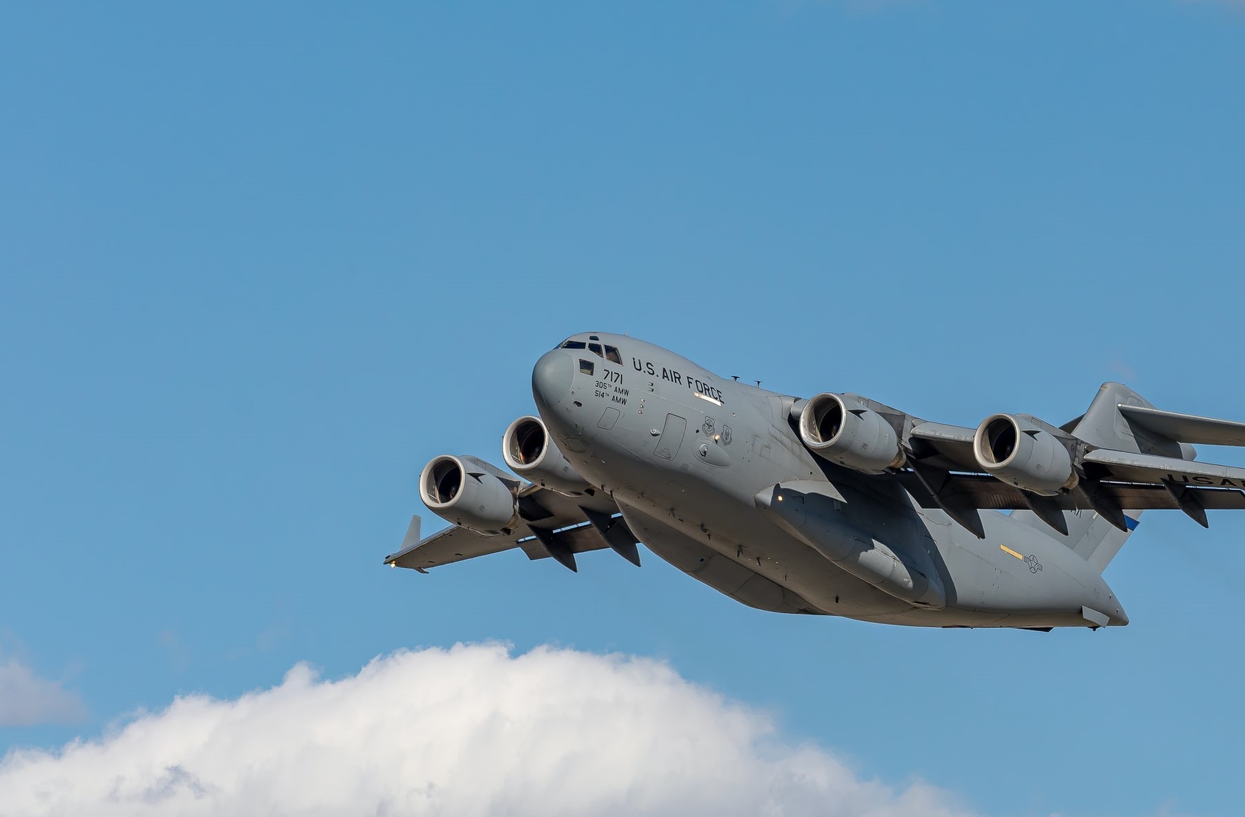 US Air Force C-17A on Flight