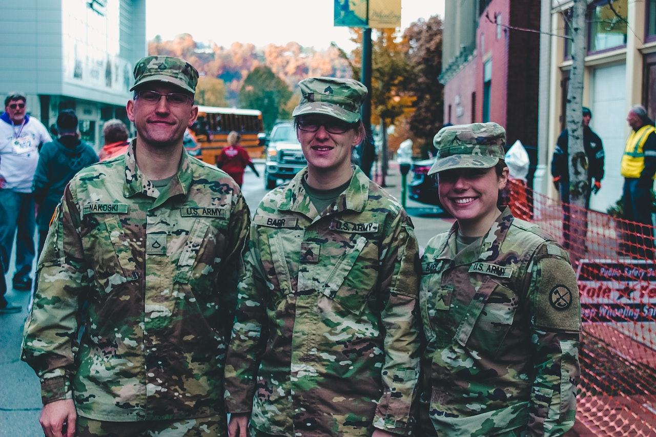 Photo Of Three Soldiers | Veteran Car Donations