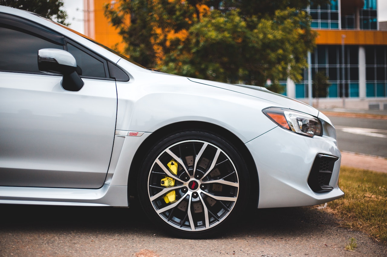 Photo of a White Car | Veteran Car Donations