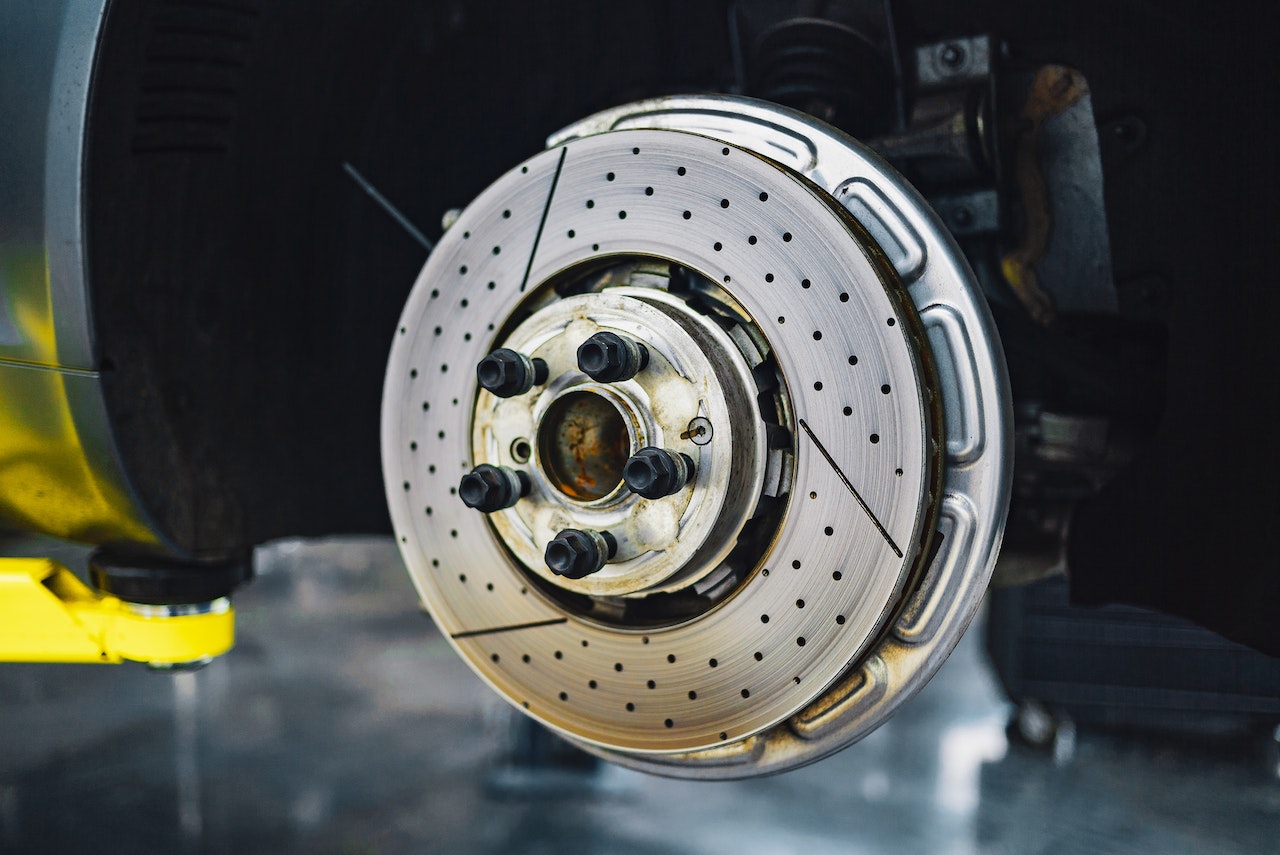 Disk brake in car service workshop | Veteran Car Donations