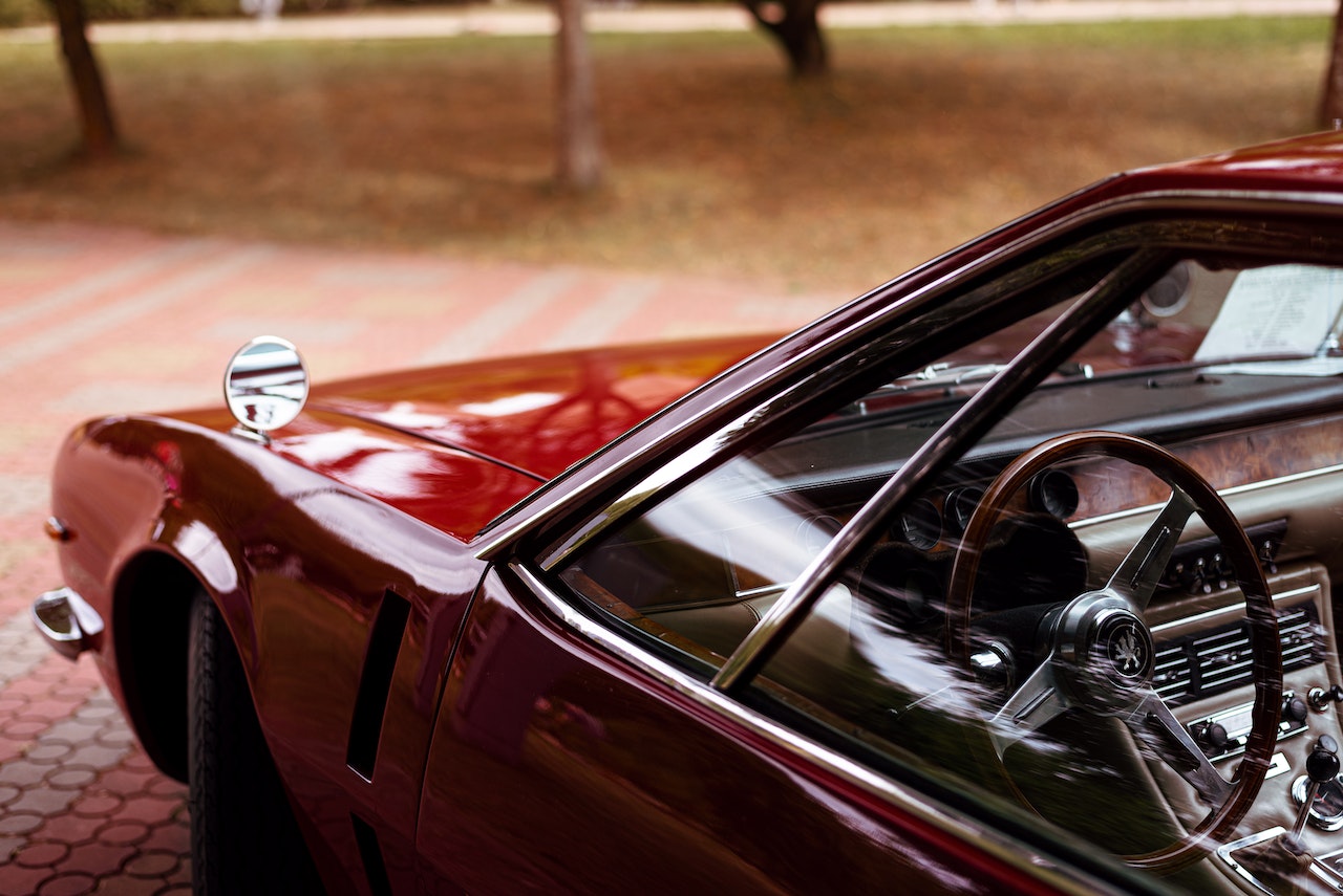 Close Up Shot of a Vintage Car | Veteran Car Donations