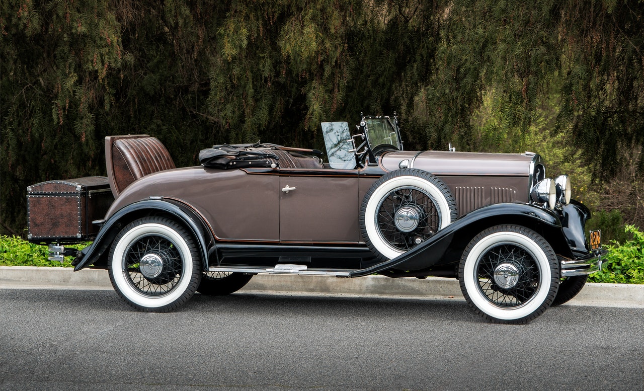 Reasons Why People Love to Restore Their Old Cars | Veteran Car Donations