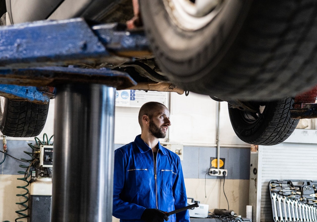 How to Fix Squeaking or Grinding Brakes | Veteran Car Donations