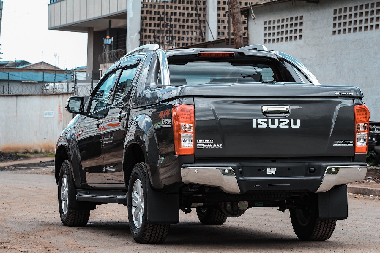 Black Isuzu D-max | Veteran Car Donations