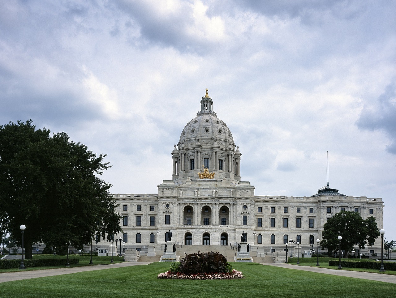 Capitol Building Dome St Paul | Veteran Car Donations