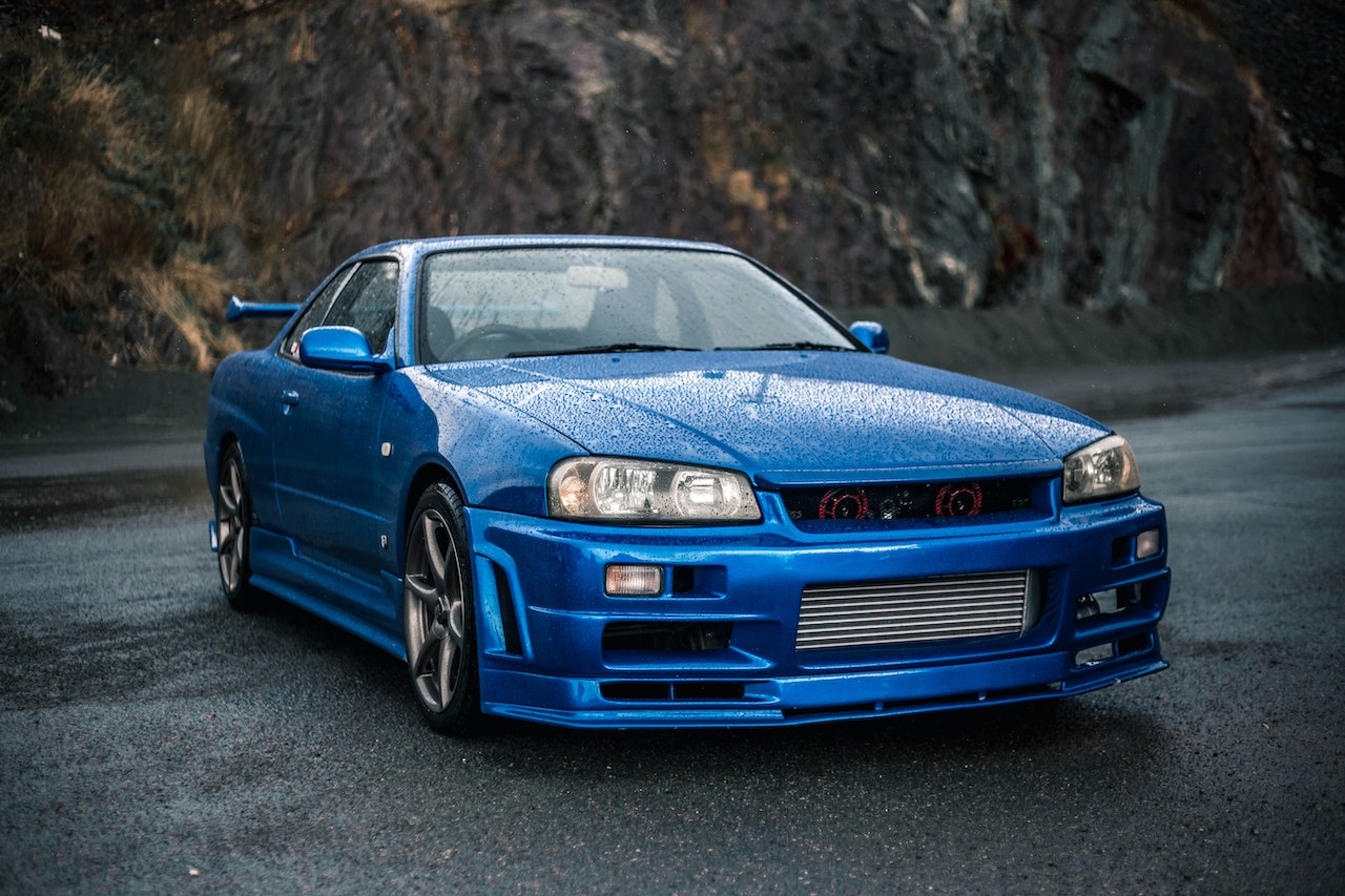 Close Up Photo of Blue Car | Veteran Car Donations