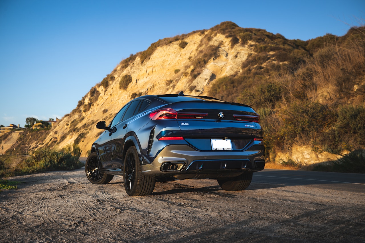 A BMW X6 at the Side of the Road | Veteran Car Donations
