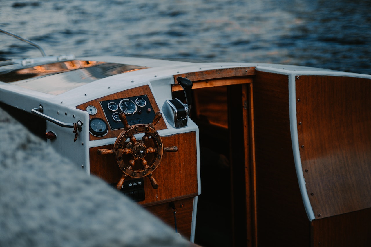 HIN Your Boat’s Social Security Number | Veteran Car Donations