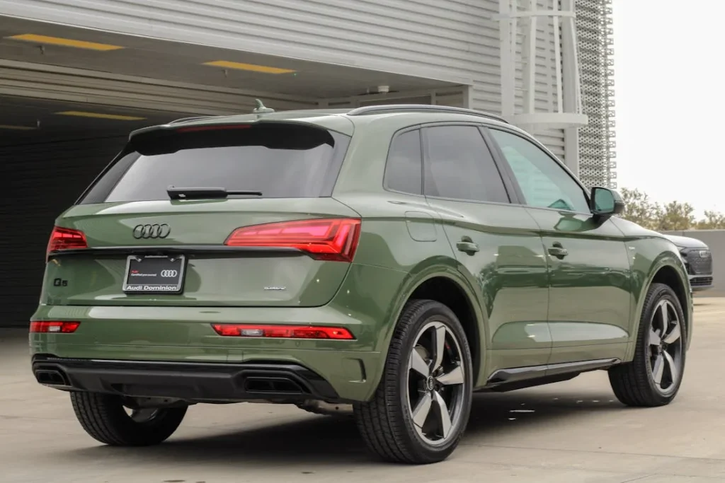Back and side of a green Audi Q5